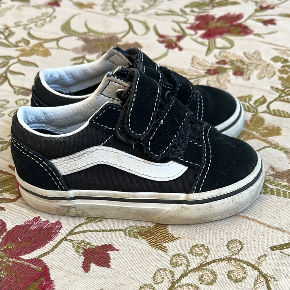 Kids Vans Black Sneakers